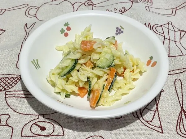 マカロニサラダ