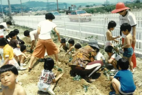 園庭での遊び